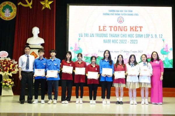 Trường Phổ thông Tuyên Quang tổng kết năm học 2022 - 2023