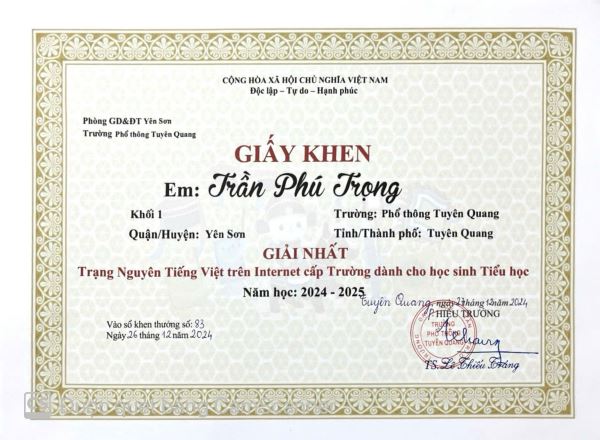 Vinh danh học sinh có thành tích xuất sắc trong cuộc thi Trạng nguyên tiếng Việt cấp trường