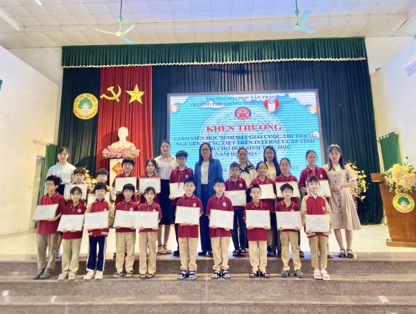 Vinh danh giáo viên, học sinh Trường Phổ thông Tuyên Quang đạt thành tích xuất sắc năm học 2024–2025