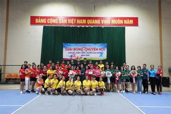 Bế mạc và trao giải Giải bóng chuyền hơi CBVC, NLĐ năm 2025
