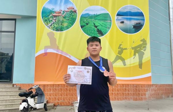 Tự hào học sinh Trường Phổ thông Tuyên Quang giành huy chương đồng toàn quốc môn võ cổ truyền