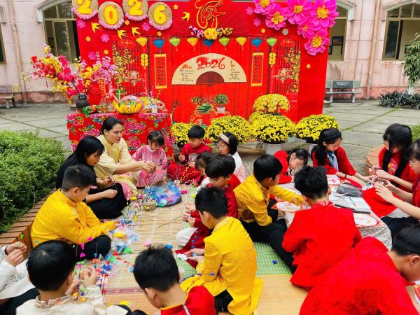 Mùa xuân gõ cửa sân trường Phổ thông Tuyên Quang