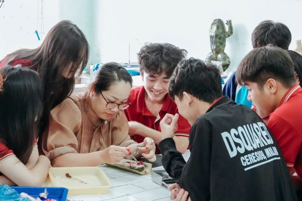 Đội ngũ giáo viên - Những người đồng hành cùng học sinh trên hành trình trưởng thành