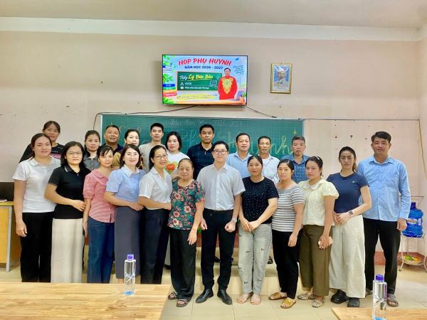 Họp phụ huynh học sinh - Cùng đồng hành, cùng kiến tạo hành trình trưởng thành